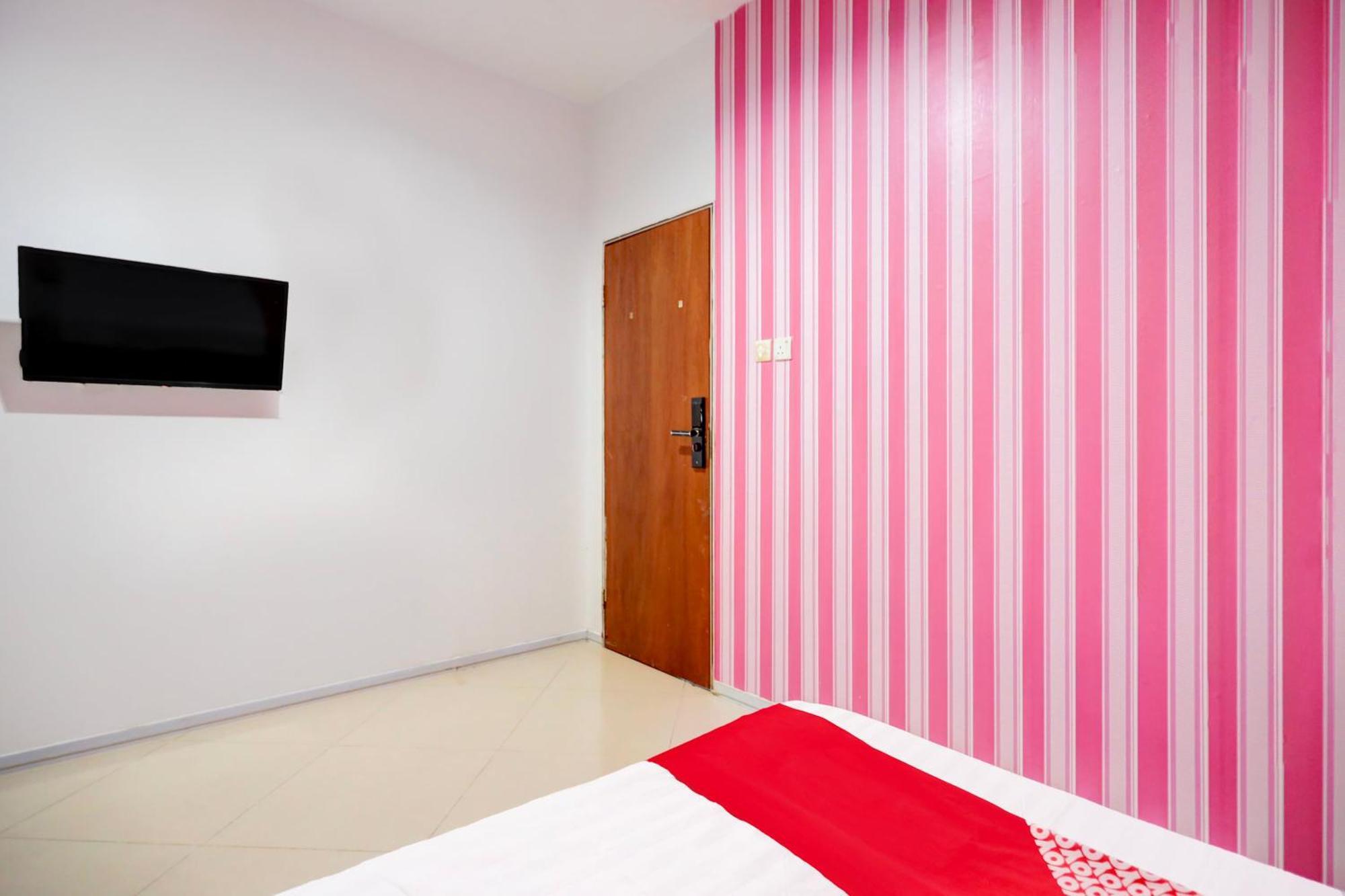 Oyo 92586 Happy 777 Hotel Nagoya Exterior photo